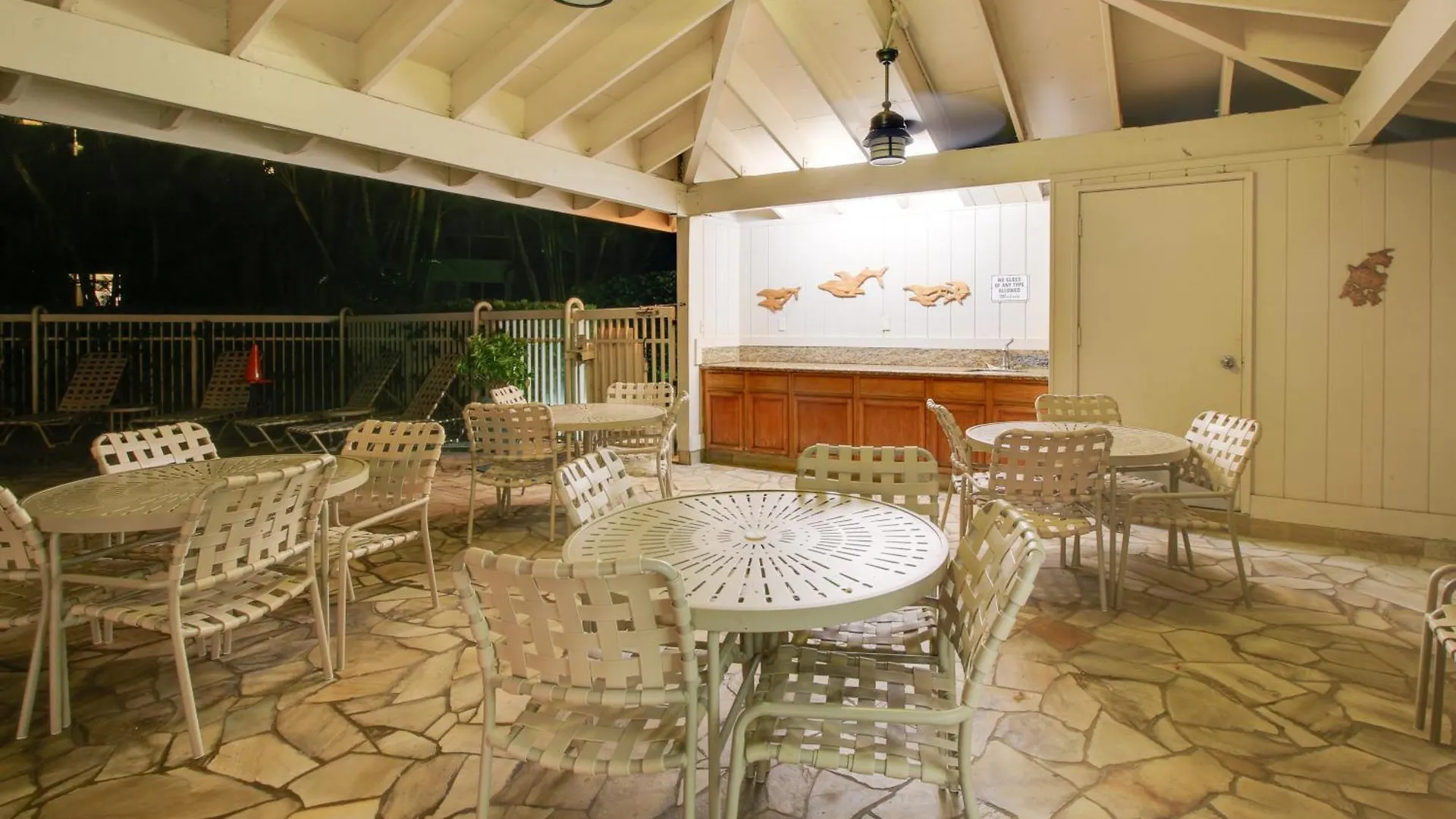 Kihei Beach Retreat With Pool Access, Walk To Shore! Wailea  0*, Wailea (Maui) United States